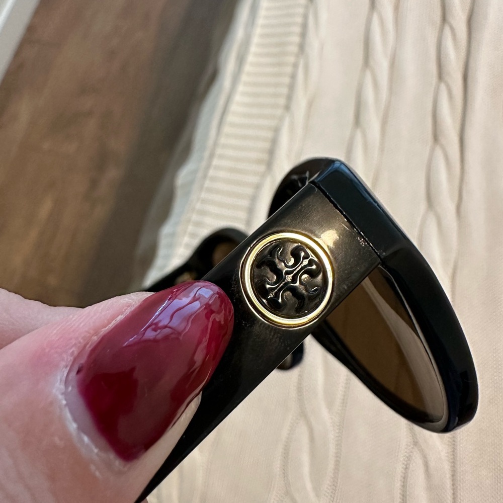 Tory Burch Cat Eye Sunglasses